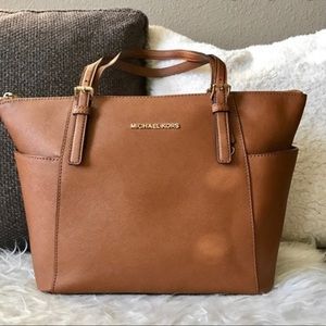 Michael Kors Jet Set Large Saffiano Leather Tote